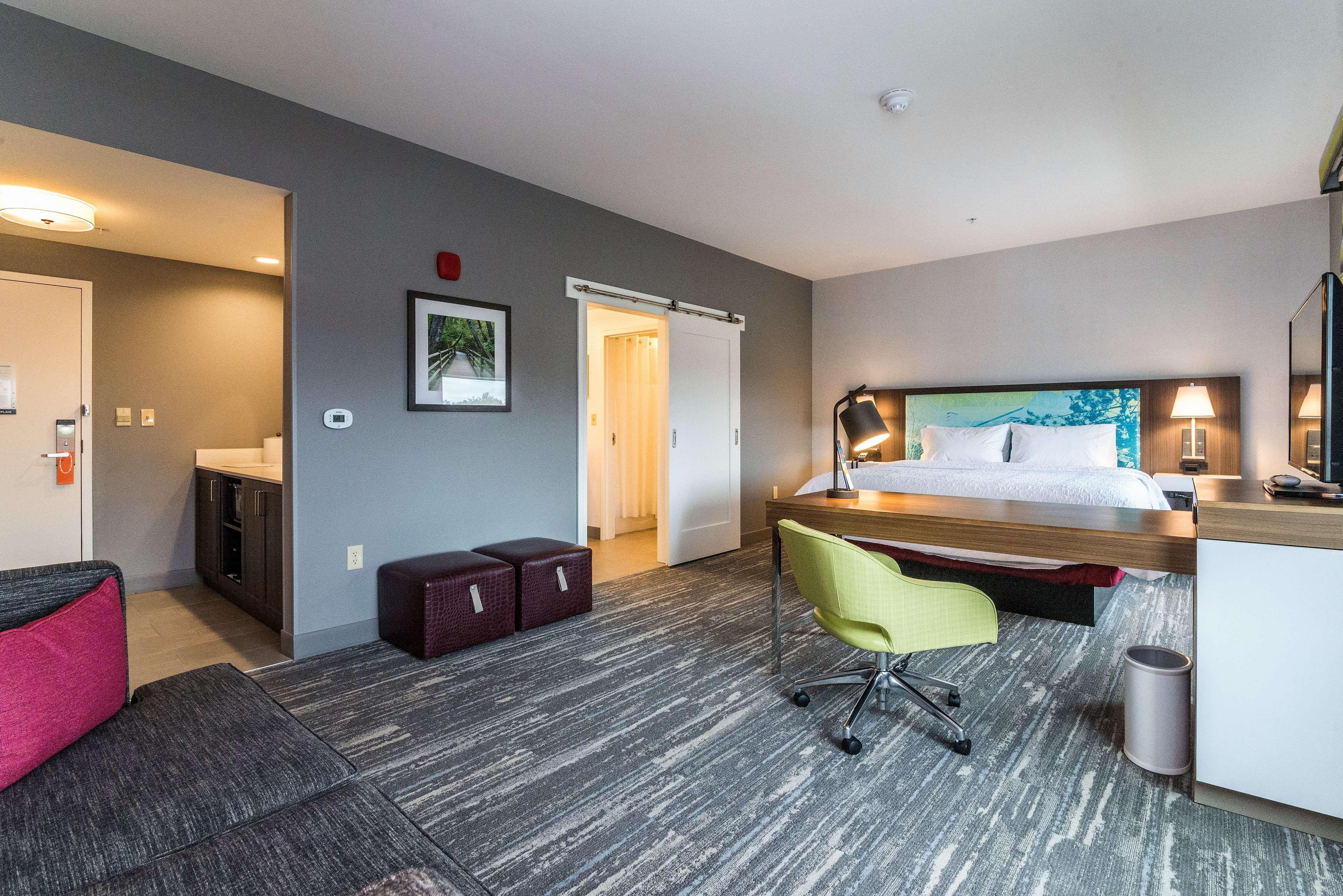 Hampton Inn & Suites - Allen Park Екстериор снимка