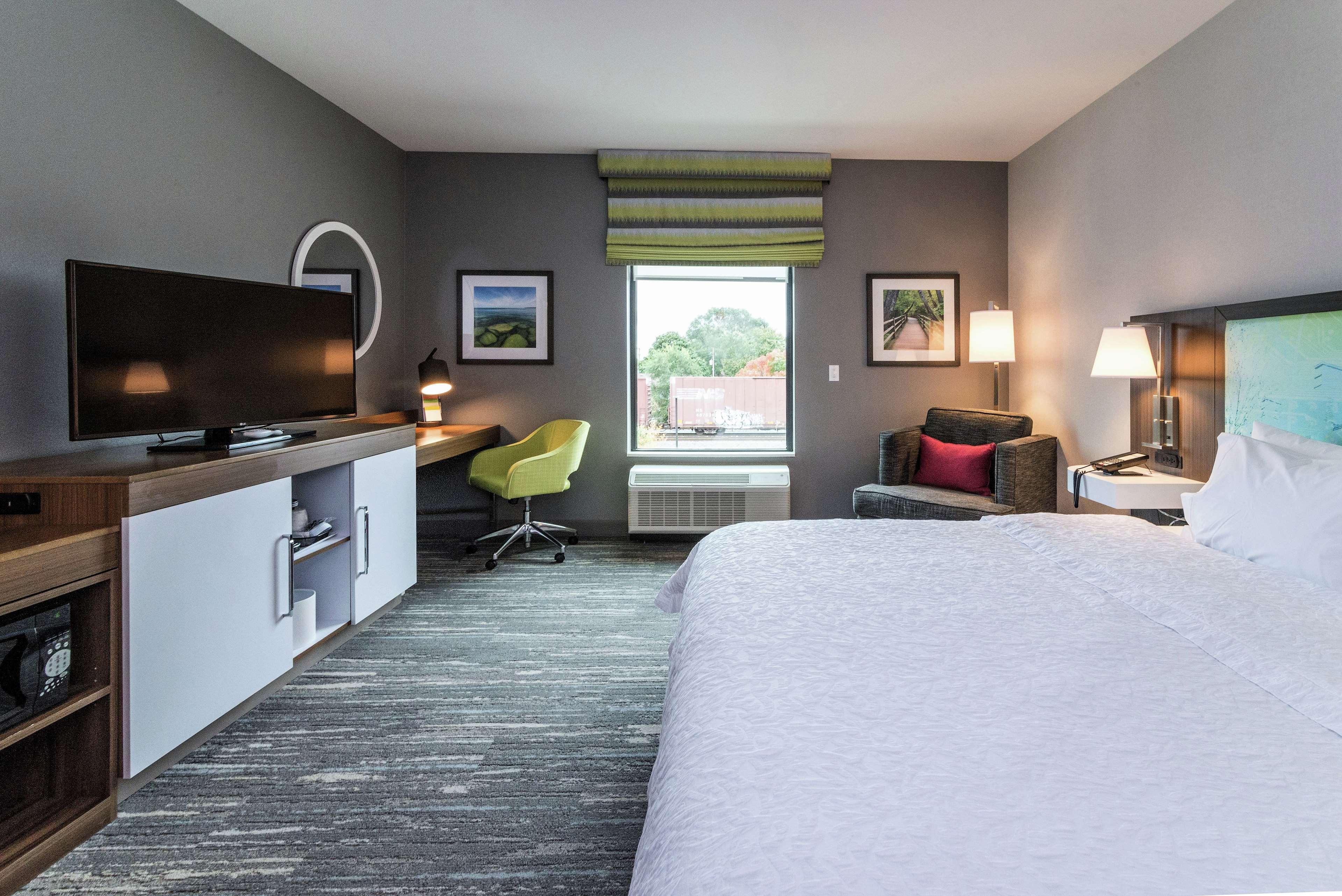 Hampton Inn & Suites - Allen Park Екстериор снимка