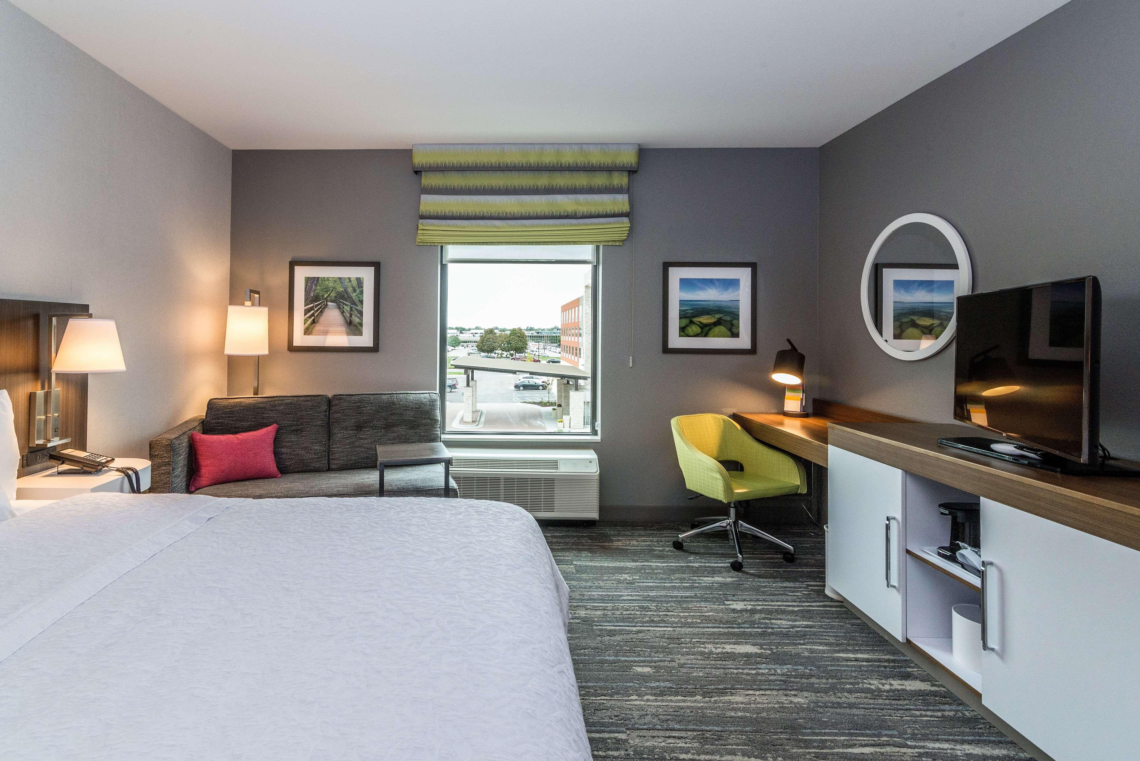 Hampton Inn & Suites - Allen Park Екстериор снимка