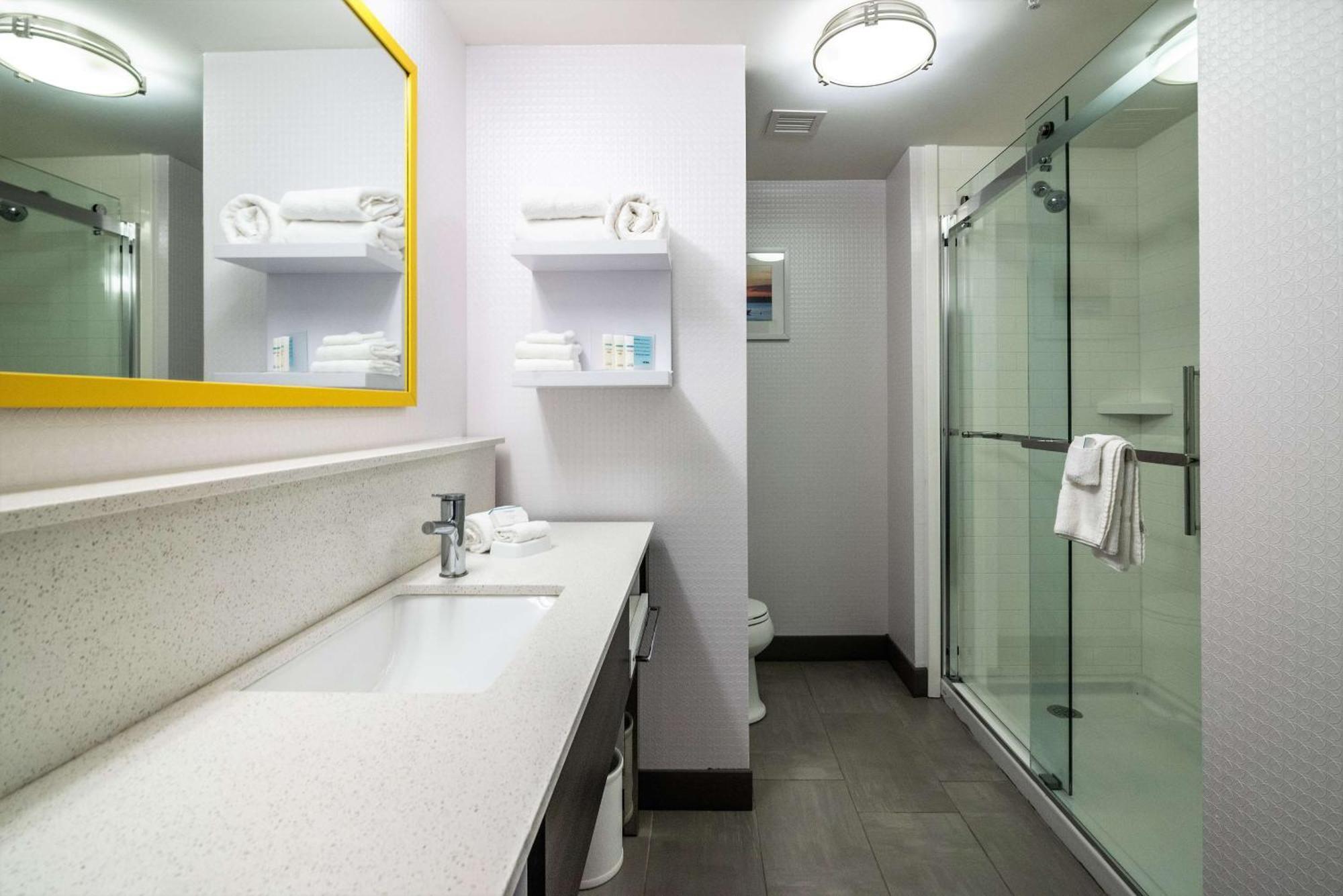 Hampton Inn & Suites - Allen Park Екстериор снимка