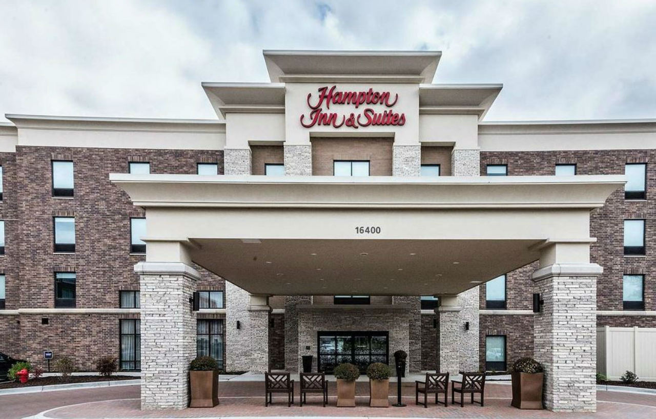 Hampton Inn & Suites - Allen Park Екстериор снимка